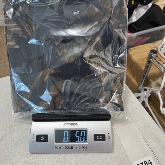 H&M Shirt Mens Extra Large Black Hawaiian Resort Button-Front Short-Sleeve - Picture 9 of 9